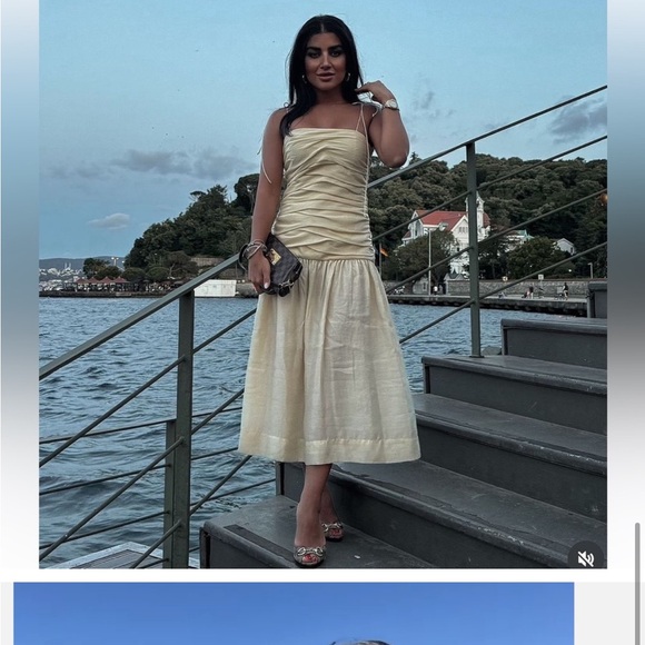 ZARA NWT SUMMER blogger FAV Draped Midi Dress
ZW Collection SIZE M - Picture 16 of 16